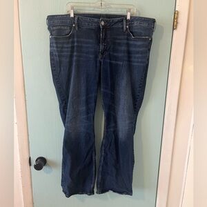 Suki Slim Boot Mid Dark Wash